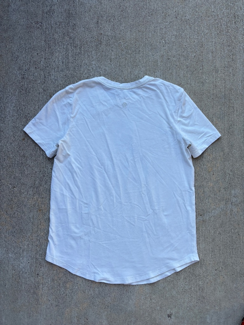 Lululemon White Love Crew Short Sleeve T-Shirt Curved Hem Tee Size 4